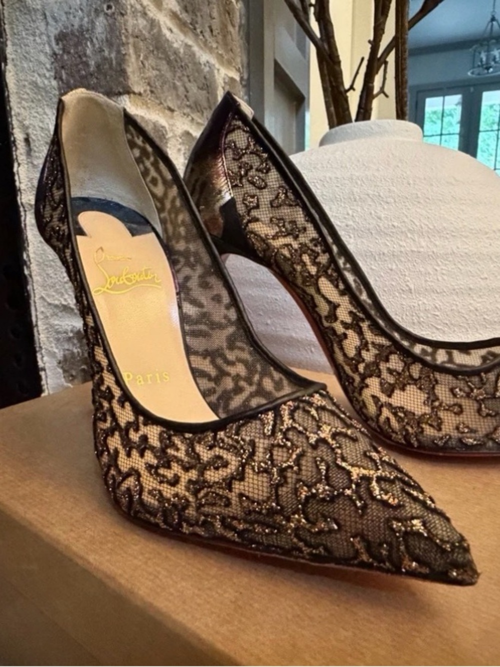 Christian Louboutin Follies Lace Glitter Tulle Pump 37 Black Gold Pointed Toe